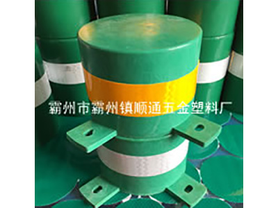 ������ñ-09